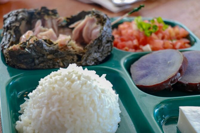 Shared Food & Waterfall Tour in Honolulu - Macadamia nuts and North Shore products