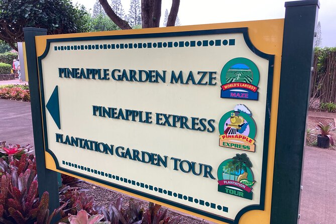 "The Dole Plantation" & "North Shore" Private Limousine VIP Tour! - Reaching historic Haleiwa
