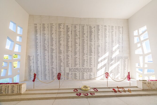 Tribute to Pearl Harbor Arizona Memorial and Honolulu City Tour - What the guide can and cannot do