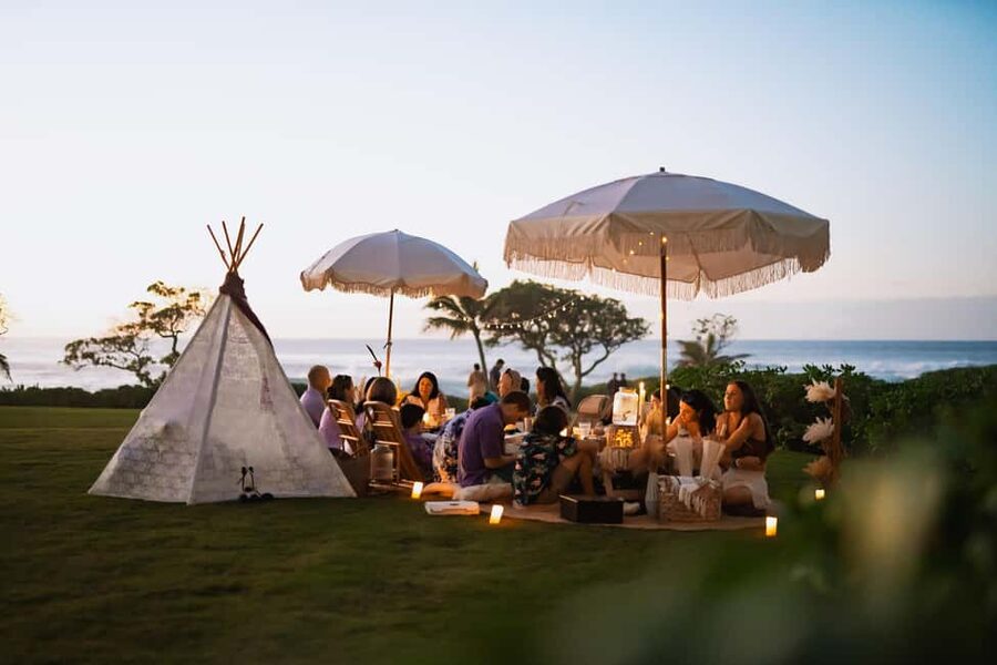 Waikiki : Beach Picnic with Professional Photography! - What the $215 price includes