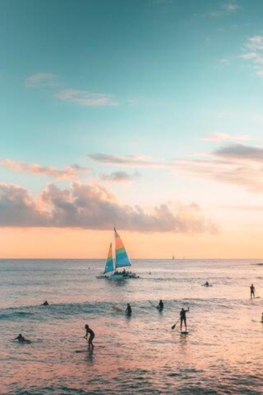 Waikiki Beach: Turtle Snorkeling and Sailing on Hāwea - From the Duke Kahanamoku Statue to Turtle Canyon
