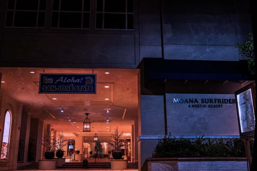 Waikiki Ghosts Boos and Booze Haunted Pub Crawl - What the two-hour schedule means for you