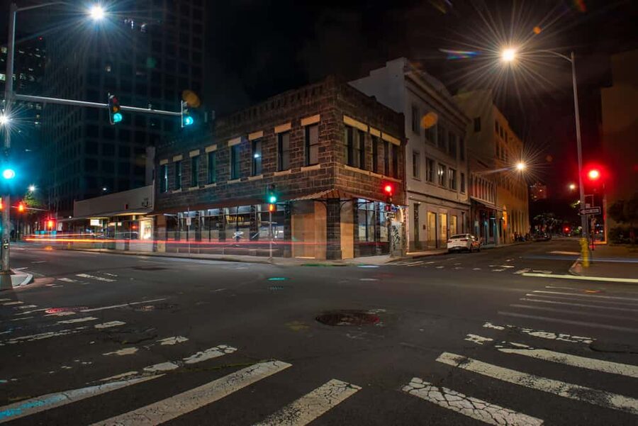 Waikiki Ghosts Boos and Booze Haunted Pub Crawl - Price, drinks, and overall value