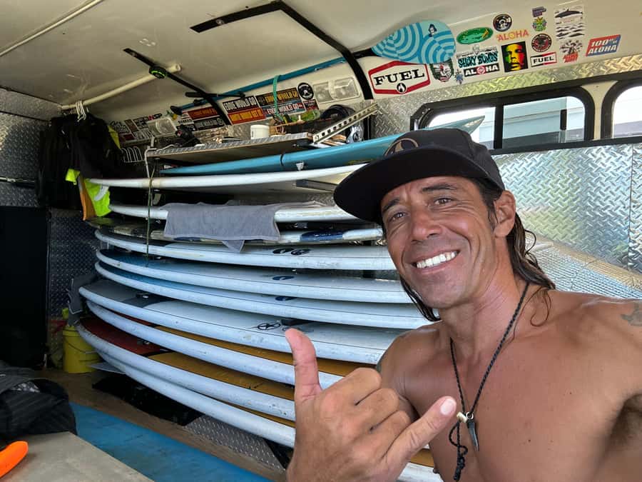 Waikiki: Surf Lessons Easy 60 min classes no crowds! - Why the four-person limit matters
