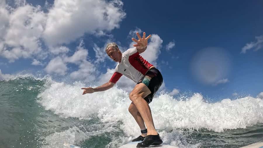Waikiki: Surf Lessons Easy 60 min classes no crowds! - The coaching style, with Eddie and Ryan