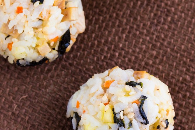 We Go Eat: Secret Aloha Bites Tour - Timing, Pickup, and What to Expect at 10:00 a.m.