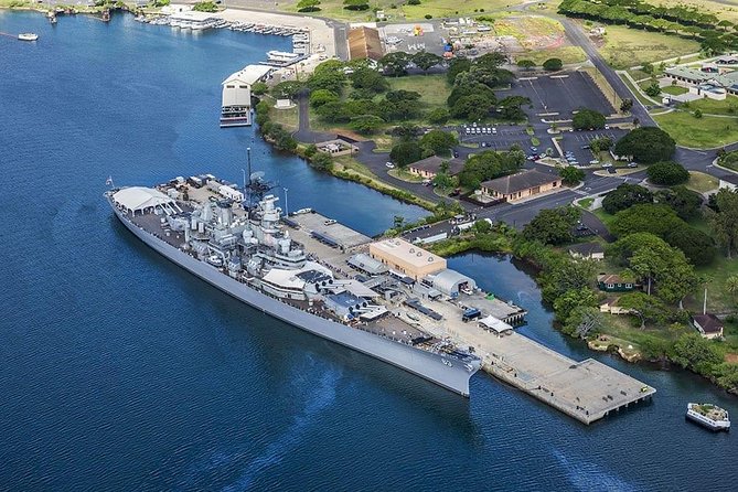 WWII Pearl Harbor Heroes Deluxe Tour - Aviation Museum lunch and Pacific air power
